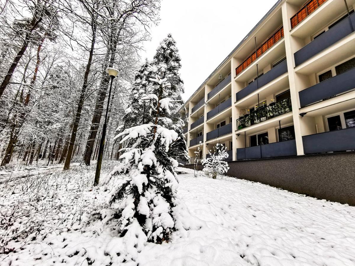 Apartament Z Widokiem Na Park Polanica-Zdrój Eksteriør billede
